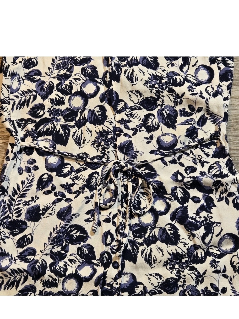 Reformation All Over Fruit Print Mini Slip Dress Womens Medium Sundress White - Picture 9 of 9